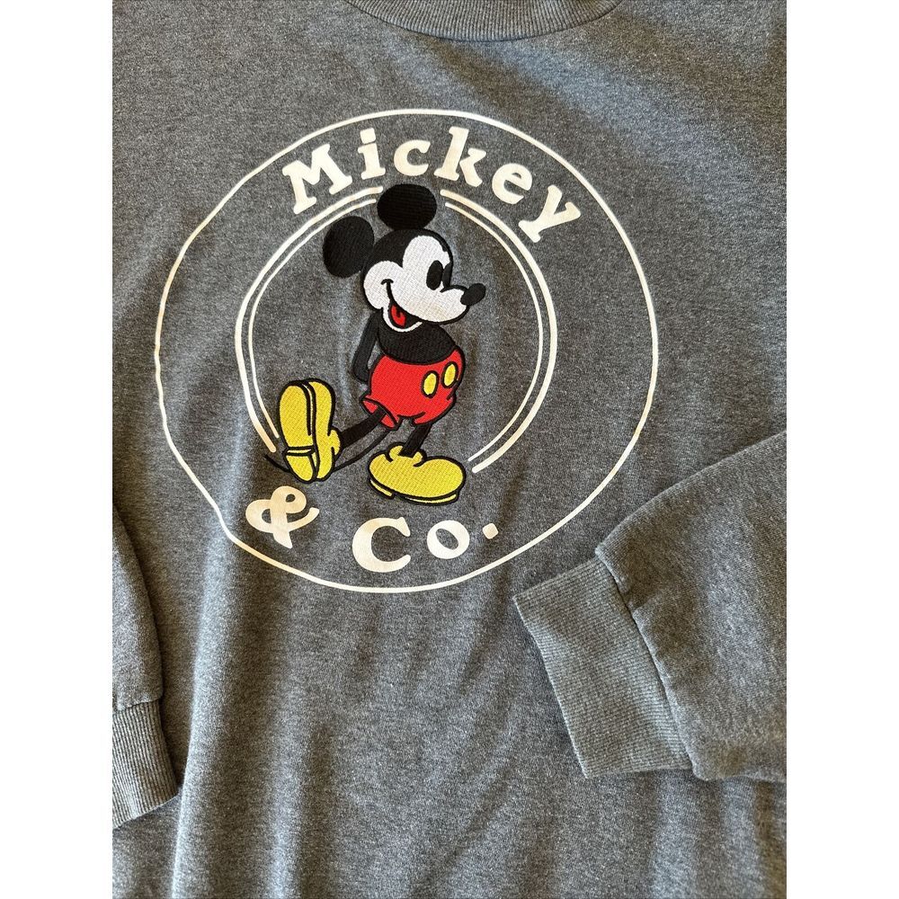 Disney Adult L Mickey‎ & Co Sweatshirt Crew Neck Gray Embroidered Front logo A14